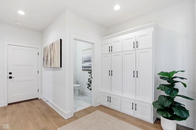 3874 Chapel Hill Court, Bargersville, IN 46106