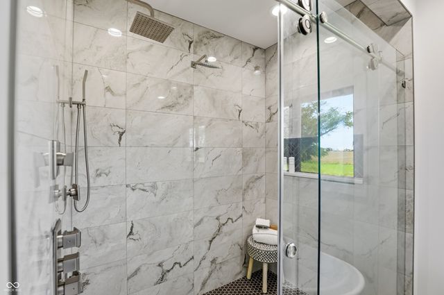 3874 Chapel Hill Court, Bargersville, IN 46106