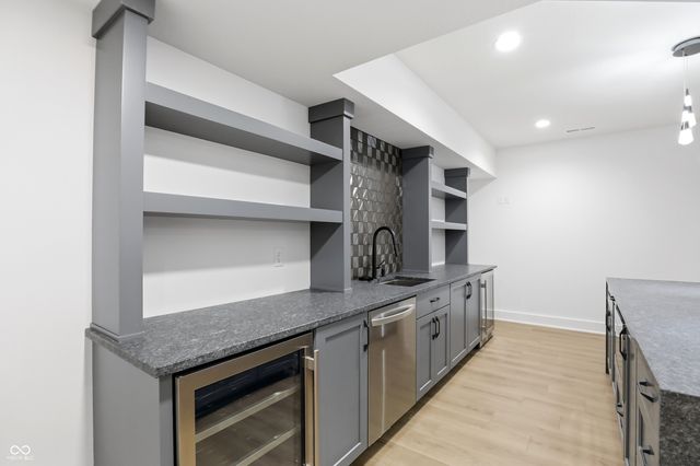 3874 Chapel Hill Court, Bargersville, IN 46106