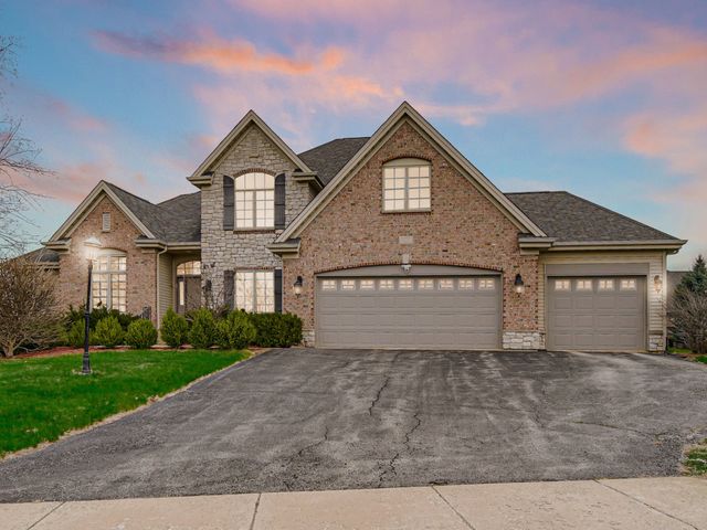 921 Tivoli Drive, Rockford, IL 61107