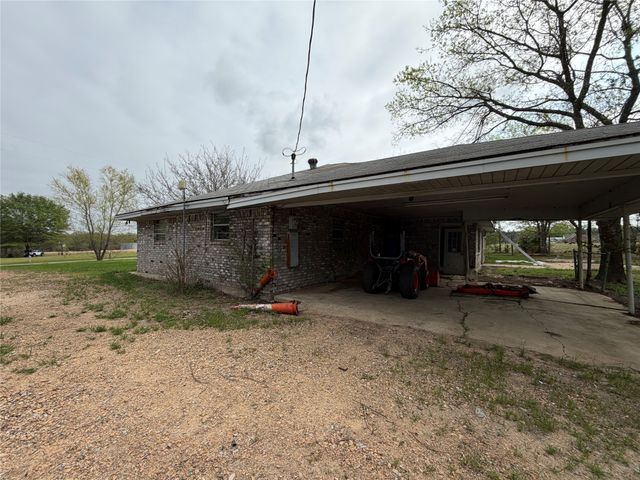 1490 County Road 44550, Paris, TX 75462