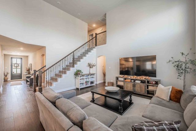 6220 Tavolo Parkway, Fort Worth, TX 76123