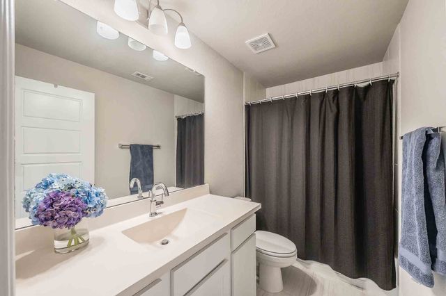 6220 Tavolo Parkway, Fort Worth, TX 76123