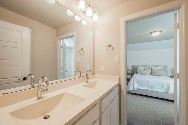 6220 Tavolo Parkway, Fort Worth, TX 76123