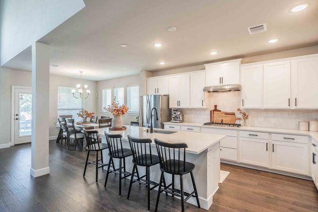 6220 Tavolo Parkway, Fort Worth, TX 76123