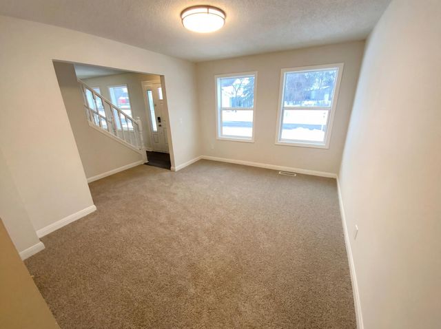 9429 Harkness Avenue S, Cottage Grove, MN 55016