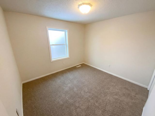 9429 Harkness Avenue S, Cottage Grove, MN 55016