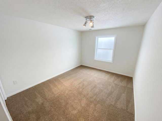 9429 Harkness Avenue S, Cottage Grove, MN 55016