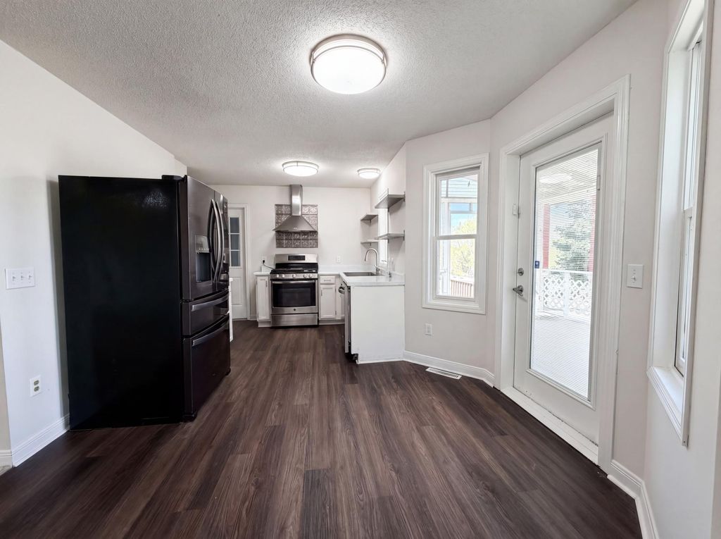 9429 Harkness Avenue S, Cottage Grove, MN 55016 — photo 2