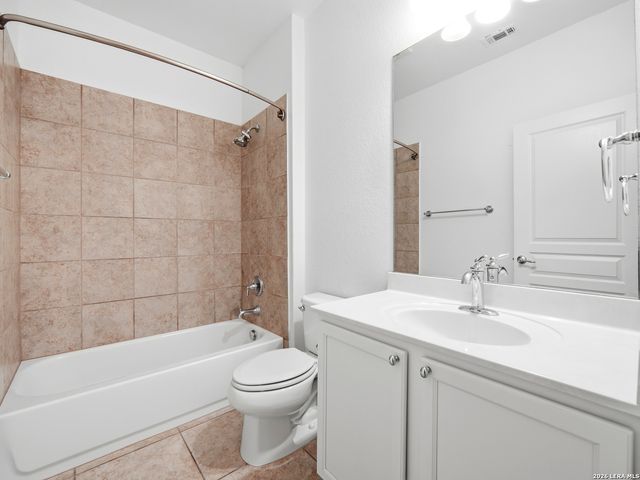27443 Camino, Boerne, TX 78015