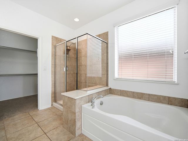 27443 Camino, Boerne, TX 78015