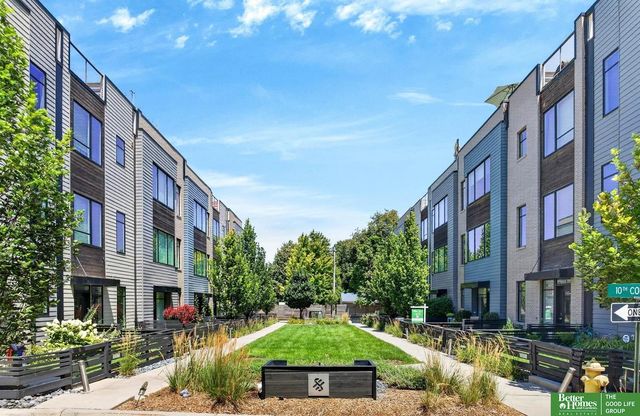 1207 S 10 Court, Omaha, NE 68108