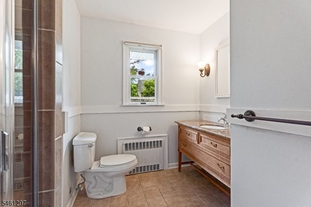 24 Pottersville Rd, Peapack Gladstone Boro, NJ 07934