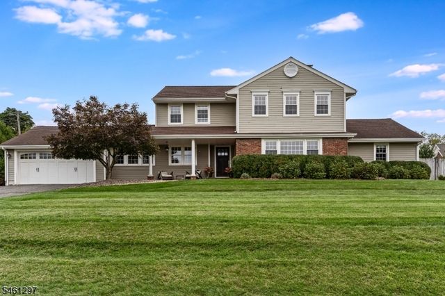 24 Pottersville Rd, Peapack Gladstone Boro, NJ 07934
