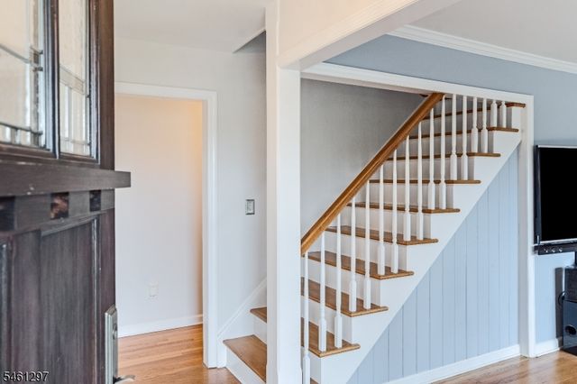 24 Pottersville Rd, Peapack Gladstone Boro, NJ 07934