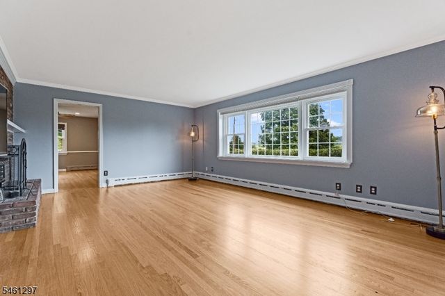 24 Pottersville Rd, Peapack Gladstone Boro, NJ 07934