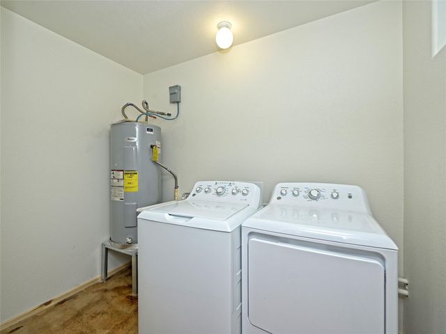 21907 Plockton DR, Spicewood, TX 78669