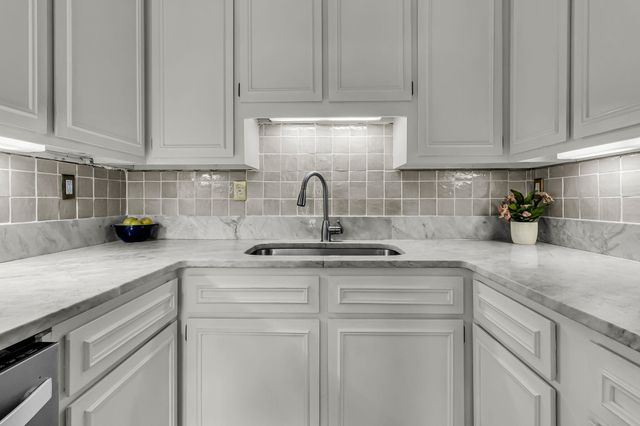 55 Laurens Street A, Charleston, SC 29401