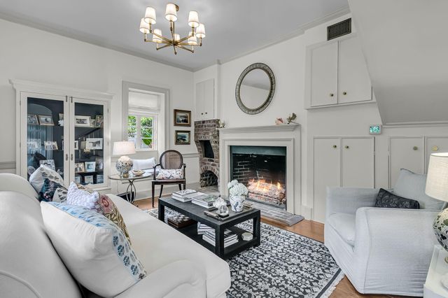55 Laurens Street A, Charleston, SC 29401