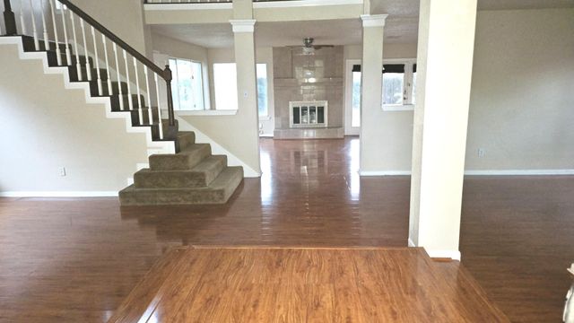 2910 Skypark Drive, Houston, TX 77082