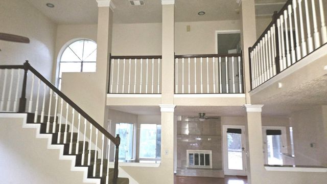 2910 Skypark Drive, Houston, TX 77082