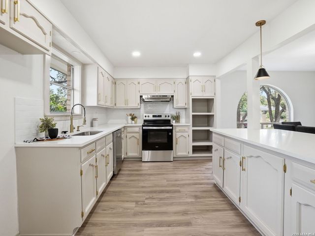 2803 Deer Ledge Street, San Antonio, TX 78230