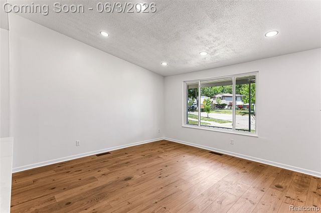23319 Haig Street, Taylor, MI 48180