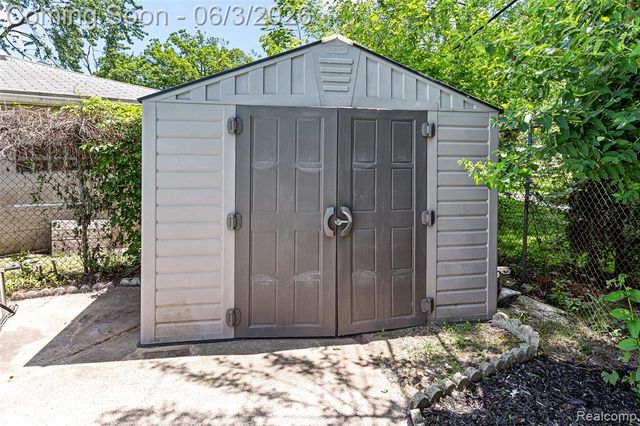23319 Haig Street, Taylor, MI 48180