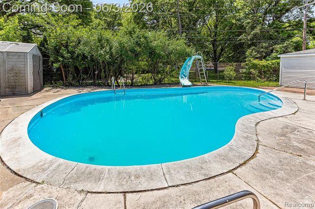 23319 Haig Street, Taylor, MI 48180