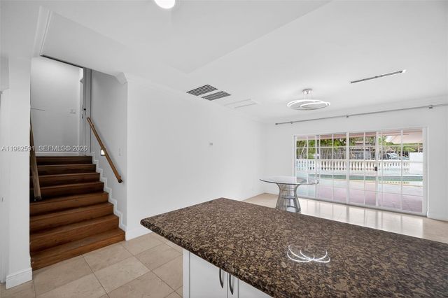 8651 NE 10th Ct, Miami, FL 33138