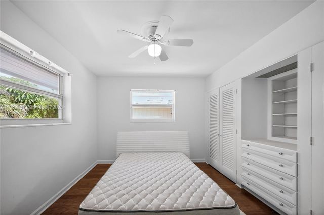 8651 NE 10th Ct, Miami, FL 33138