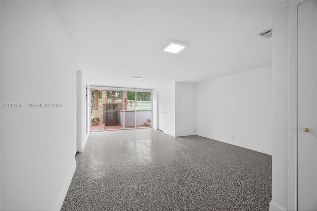 8651 NE 10th Ct, Miami, FL 33138