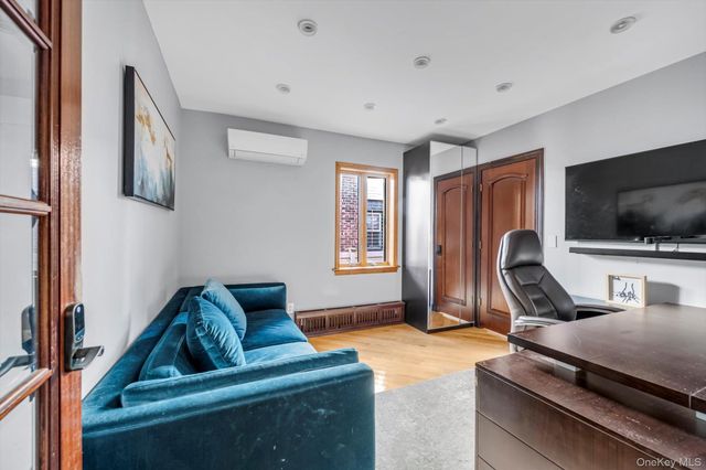 6954 180th Street, Fresh Meadows, NY 11365