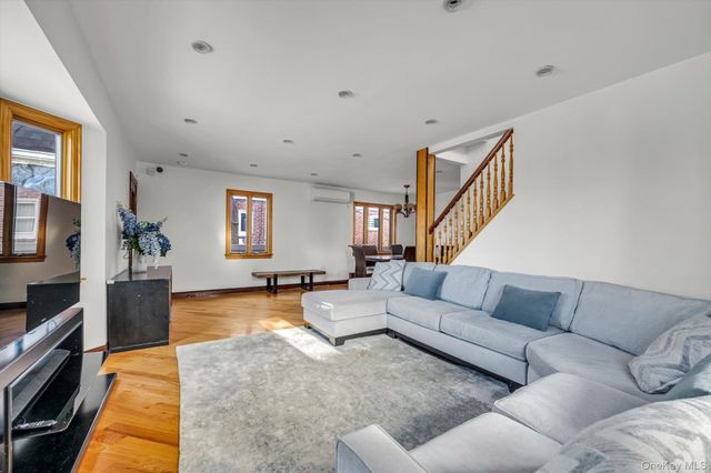 6954 180th Street, Fresh Meadows, NY 11365