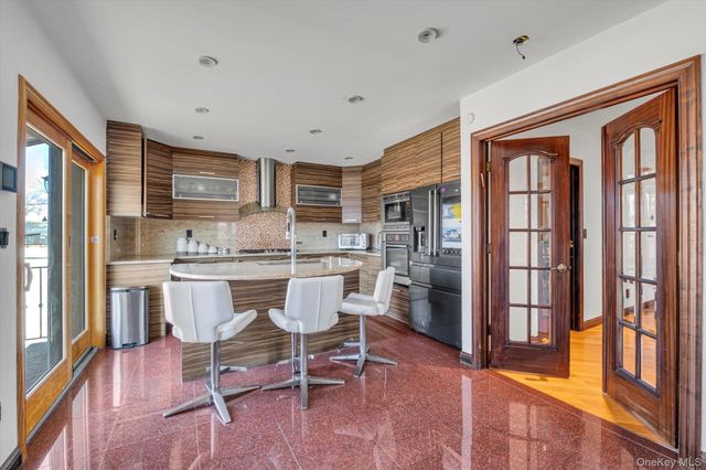 6954 180th Street, Fresh Meadows, NY 11365