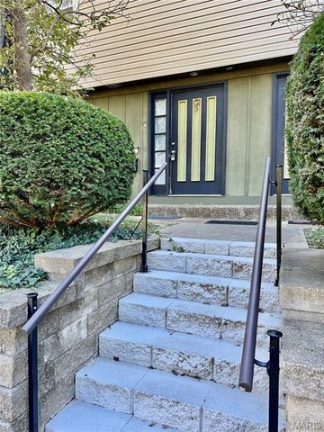 2 French Quarter, Belleville, IL 62223