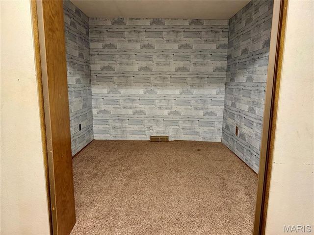 2 French Quarter, Belleville, IL 62223