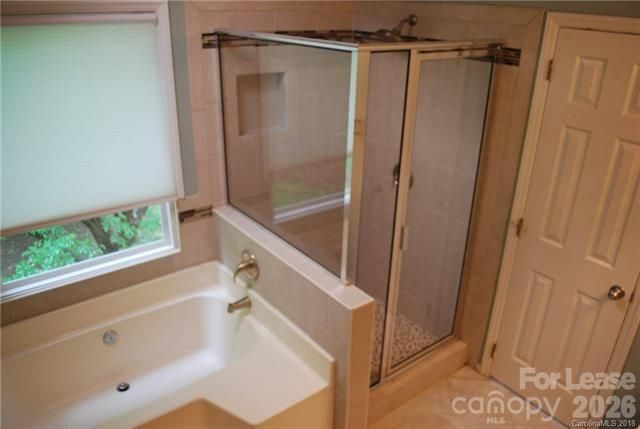 3229 Silver Pond Court, Charlotte, NC 28210