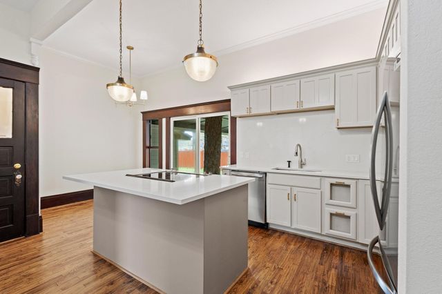 1001 W Morton Street, Denison, TX 75020