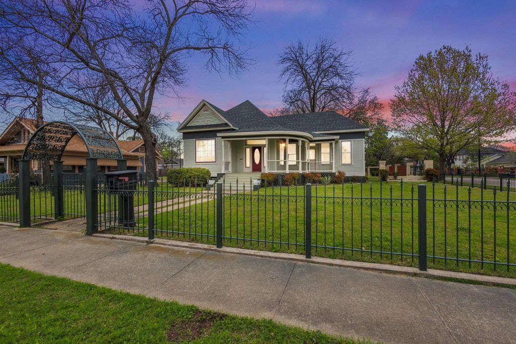 1001 W Morton Street, Denison, TX 75020