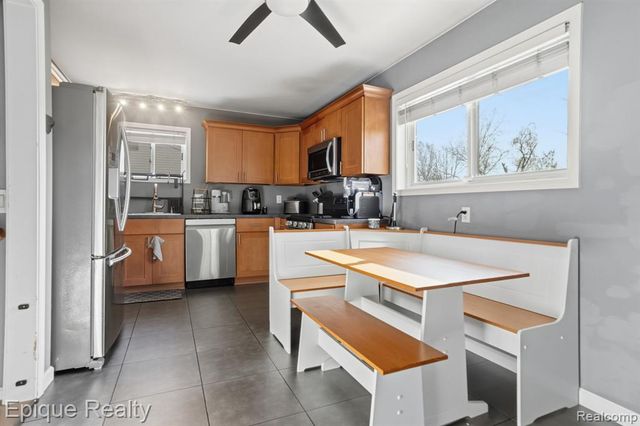 20413 Caniff Street, Clinton Township, MI 48035