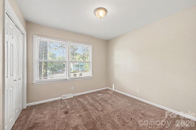 6915 Idlewild Road, Charlotte, NC 28212