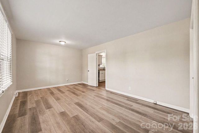6915 Idlewild Road, Charlotte, NC 28212