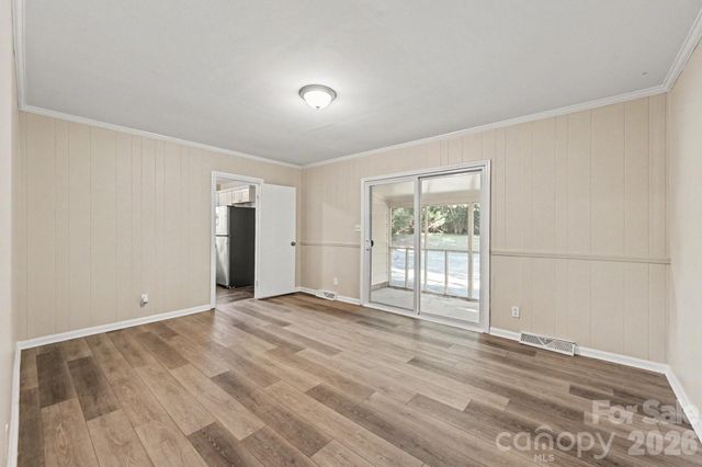6915 Idlewild Road, Charlotte, NC 28212