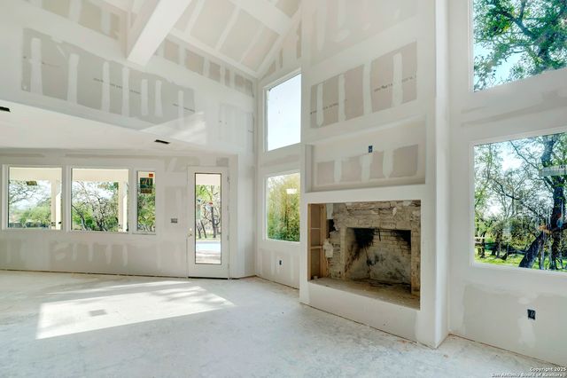 306 N Rolling Oaks Ln, San Antonio, TX 78253