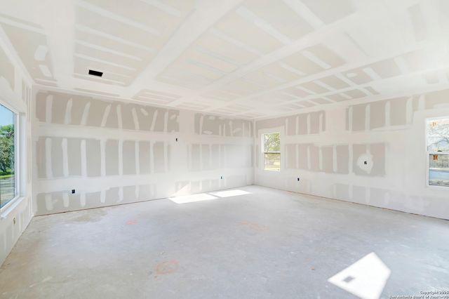 306 N Rolling Oaks Ln, San Antonio, TX 78253