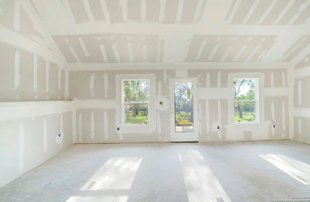 306 N Rolling Oaks Ln, San Antonio, TX 78253