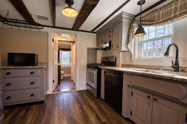 1533 Province Lake Road, Effingham, NH 03882