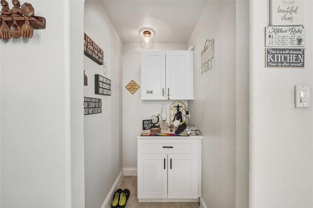 10711 Braes Forest Drive, Houston, TX 77071