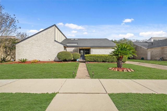 10711 Braes Forest Drive, Houston, TX 77071